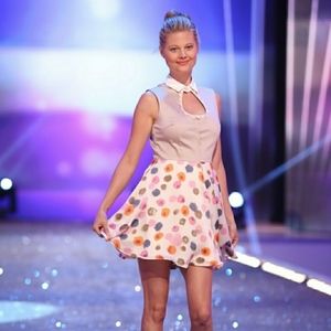 NWT Vintage Collared Polkadot Skort Romper 12